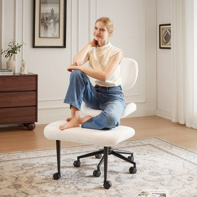 Fotel bez podłokietników do siedzenia po turecku, bardzo szerokie siedzisko, kremowy